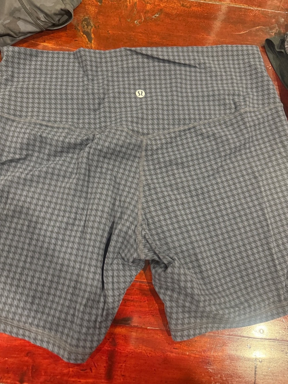 lululemon athletica Blue-Gray Houndstooth High-Rise Bike Shorts